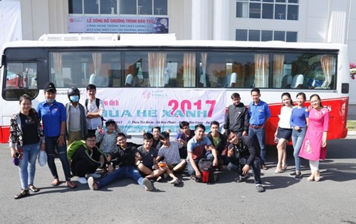 Mùa hè xanh 2017: Cháy sáng nhiệt huyết của những trái tim tình nguyện